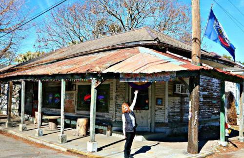 Downtown Nola 2bd 2bth Condo - Photo 18