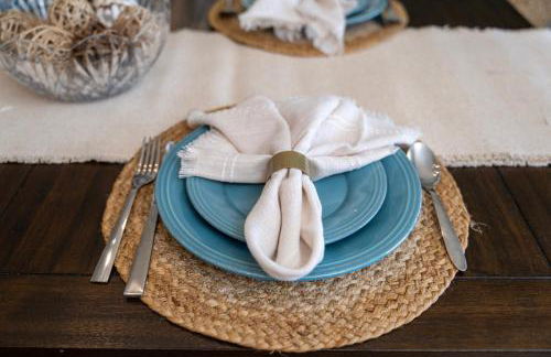 COZY home with fenced patio - Foto 43