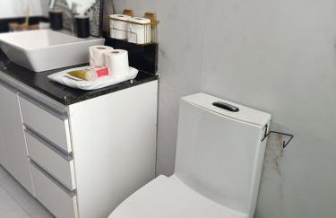 Barra - Frente Shop Barra - 95 m2, 2 quartos, 4 camas, sala, toalete, cozinha e varanda - Foto 46