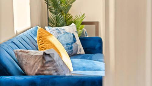 3 Bedrooms Elegant Homely House, Sleeps 6 Comfortably with 4 Double Beds, Newcastle, Free Street Parking, Business Travellers, Contractors, & Holiday Goers, Near all Major Transport Links in Newcastle & City Centre - Foto 4