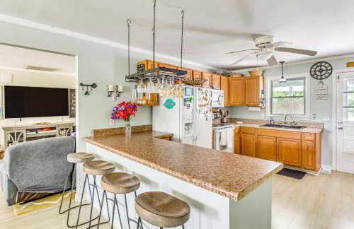 Charming Shallotte Home about 4 Mi to Ocean Isle Beach - Foto 2