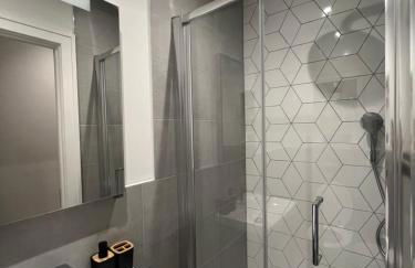 London LuXXe Suites & Apartments - London Heathrow Airport, Terminal 1 2 3 4 5 - Foto 12