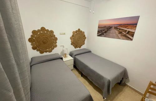 Vistas al mar a 10 metros de la Playa de Regla PARKING GRATIS - Foto 16