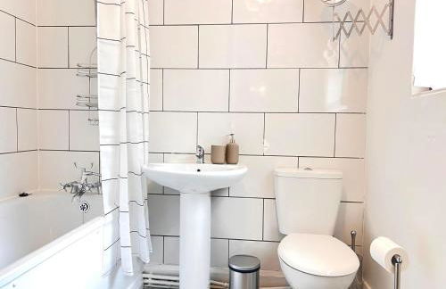 #55 Spacious2BR End-Terrace in Kensington Sleeps 6 - Foto 32