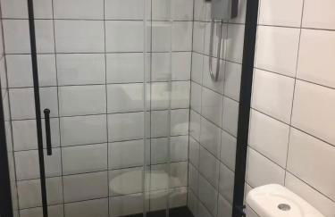 2 Guests - Garden Retreat with Balcony Views - Foto 12