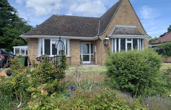 Vale View - Sleeps 6 - Pets Ok - Garden - Parking - Foto 20