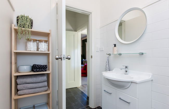 The Baylis Boutique Apartments - Photo 53