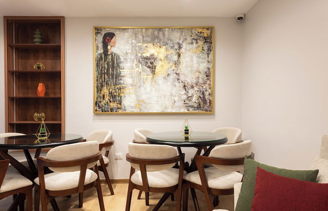 Parkside Boutique Serviced Apartments - Photo 3