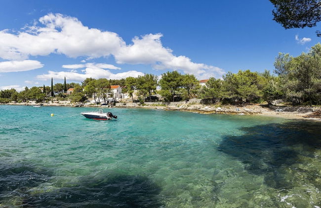 Villa on Brac Island Near Beach & Pool - Foto 31