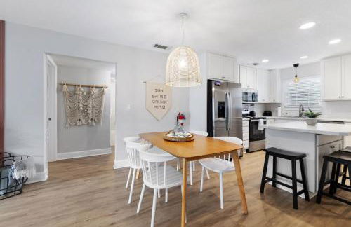 Island Suite - Walk to Downtown! - Foto 4