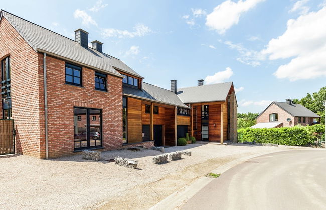 Elegant Villa in Bomal - Photo 1