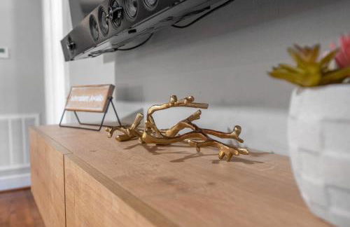 Stylish Durham Retreat - Walkable Sleeps 6 - Foto 5