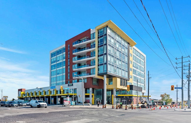 Bright Suites Finch West - Foto 40