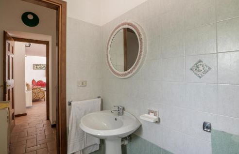 Awesome Home In Rieti With Wifi - Foto 36