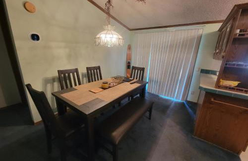 Camp Not Found - 3 Queen Bedrooms by the lake - Foto 7