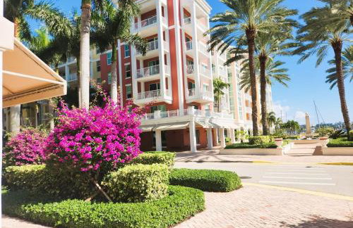 Turnkey Tranquility with Marina & Intercoastal views - Foto 29