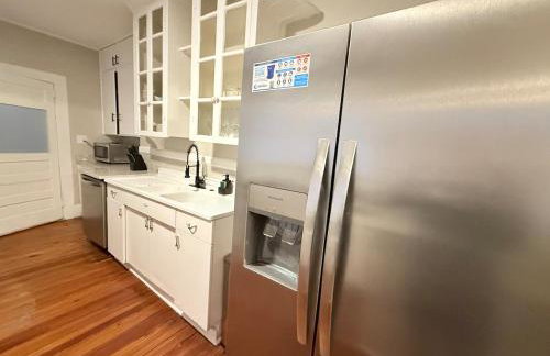 Cottontown Bungalow - Fast WiFi - Walk Downtown - Foto 9