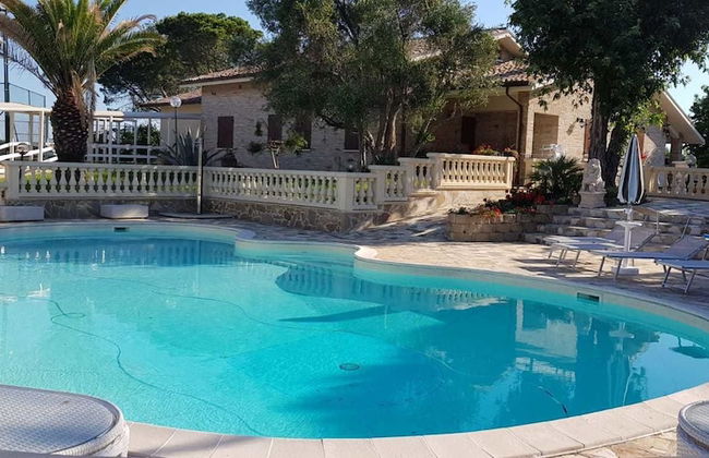 Villa Giardino degli Eventi - Foto 1