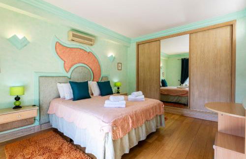 Exceptional Villa with Pool, Tennis Court, Games Room - Foto 27