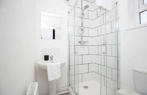 Cromwell-2 Bed Great for Contractors with Drive WiFi - Foto 20