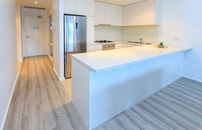 Waterfront Melbourne Apartments - Photo 39