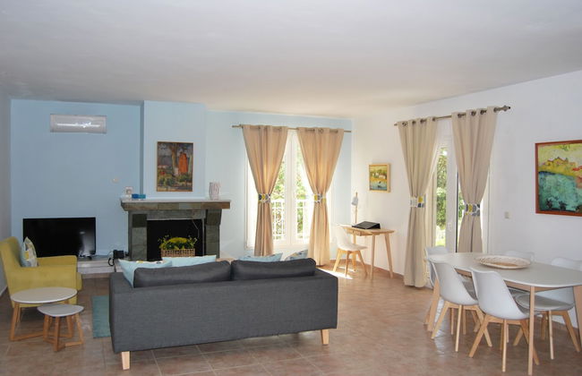 Chrysiida Luxury Suites - Photo 40