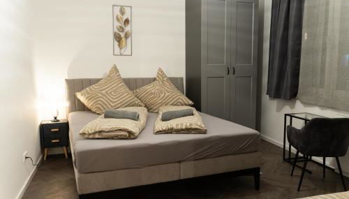 New central 2-3 room apartments with parking near train station & casino - Foto 3