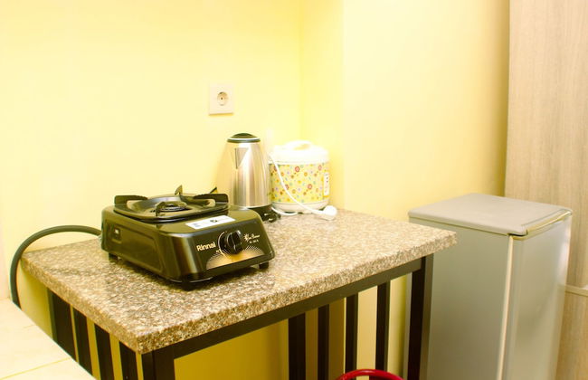 Warm And Homey Studio Room At Maple Park Sunter Apartment - Foto 8