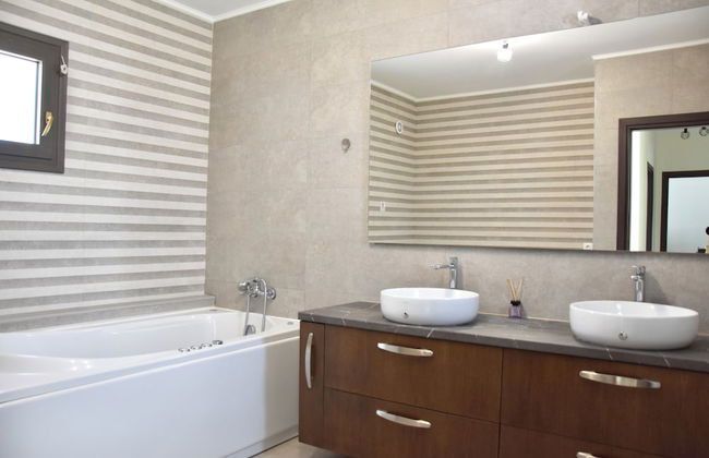 Luxury Rental Villa for 14 People - Foto 31