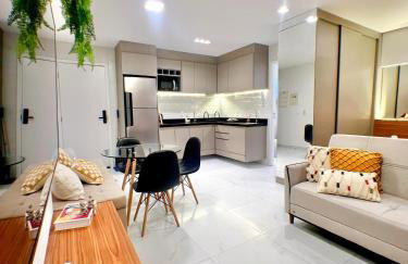 Flat Luxo com Coworking, Academia e Rooftop - WiFi 1Gb - Beira Mar 4 min - Foto 3