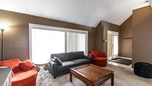 3 bed 2 bath pet friendly townhome - Foto 1