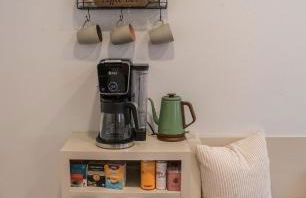 Luxe Bavarian Retreat - in Town with Hot Tub - Foto 13