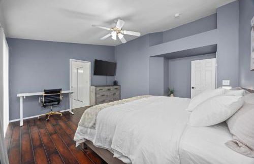 3 Bed 2 Bath Newly Furnished - Available Now - Photo 25