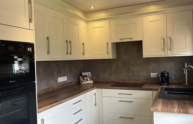 Wonderful 4 Bedroom Cottage Sleeps 8 - Foto 13