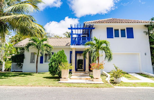 A Guest Dream Villa Blue at Punta Cana Village! - Photo 40