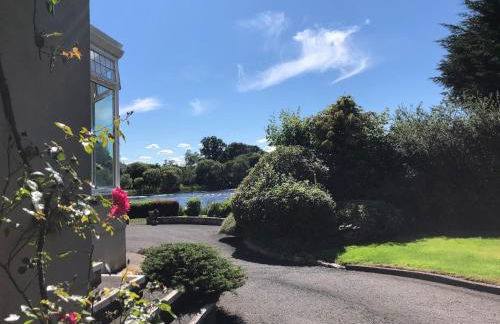 Ardhowen Bay lakefront holiday accommodation - Foto 2