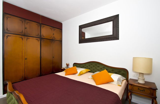 Luxury apt With Roofed Patio Near Beach & Center - Foto 2