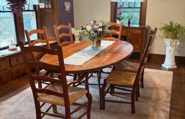 Tree House 6 bedrooms, 2 blocks from everything - Foto 58