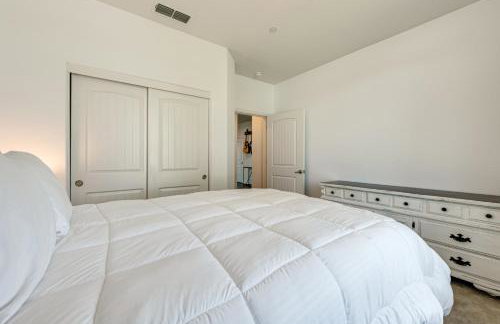 1 Mi to Golf! Spacious and Modern Home in Dinuba - Foto 14