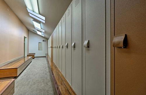 Warm Fraser Townhome with Community Amenities! - Foto 35