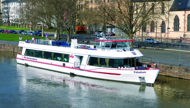 Schifffahrt mit Panoramablick auf Frankfurt - Foto 2