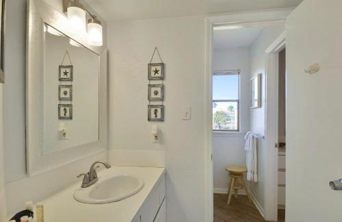 Beachfront Dolphin - Foto 24