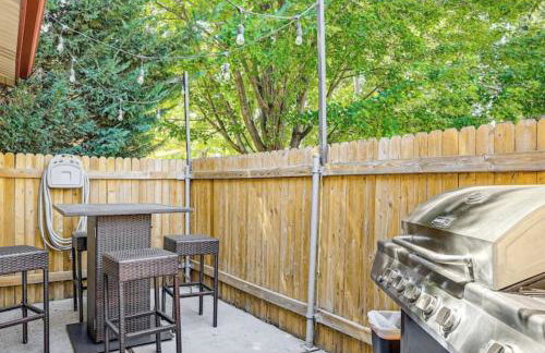 Game Night Downtown - BSU - Slots - Over 100 Games - Foto 24