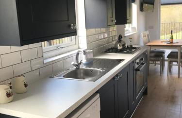 The Lodge - Photo 23