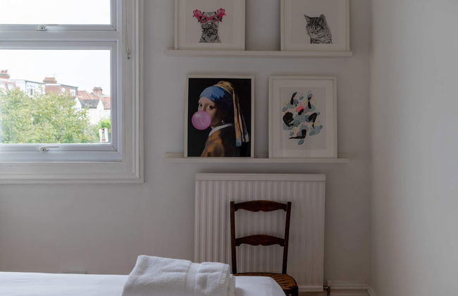 Beautiful Three Bed Abode Near Dollis Hill - Foto 1