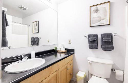 CLE Large Loft/Wolstein/Progressive/Playhouse/CSU - Foto 32