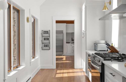 Bear Ranch by Juniper Holiday + Home - Photo 32