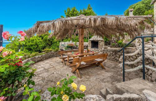 Charming Villa Svagusa with Sea View - Foto 27