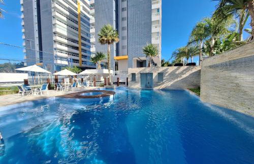 Apto em Bertioga com Piscina a 1 min da Praia no Indaiá - Foto 23