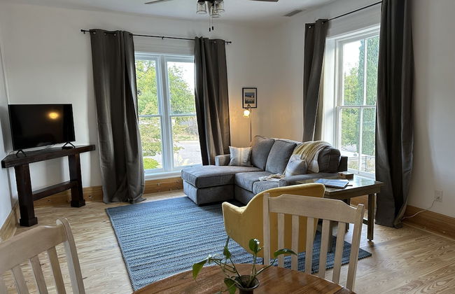 The Cottage @ 241 North - Foto 18